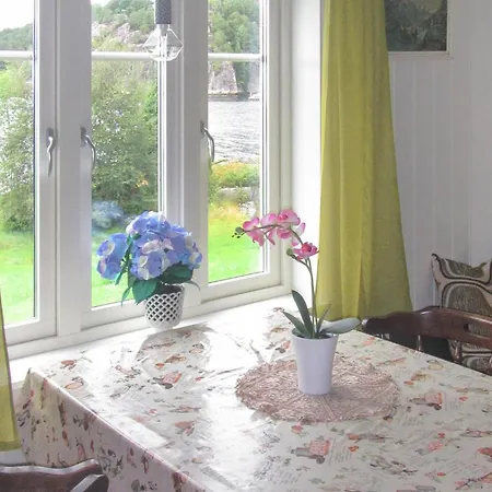 Beautiful In With Kitchen
